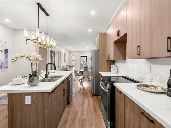 14 Schuyler 3, Boston MA 02121