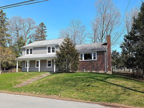 1 Louise St, Maynard MA 01754