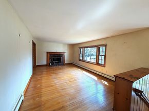 1 Louise St, Maynard MA 01754