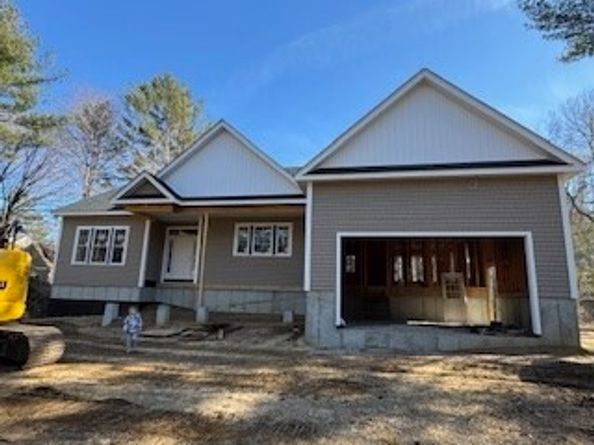 11 Bayberry Lane, Mattapoisett MA 02739