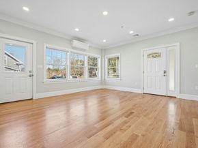 140 Main St B, Upton MA 01568
