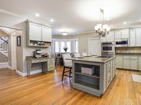 531 Salisbury Street, Worcester MA 01609