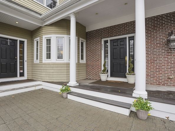 531 Salisbury Street, Worcester MA 01609