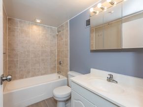 175 Quincy Shore Dr B33, Quincy MA 02171