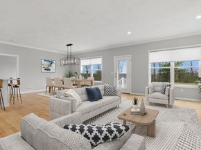 48 Crestwood Circle 26, Northbridge MA 01588