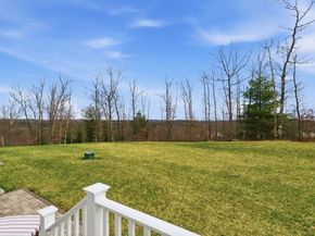 48 Crestwood Circle 26, Northbridge MA 01588