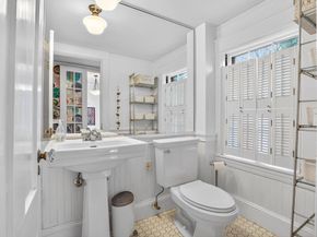 642 Worcester St, Wellesley MA 02482