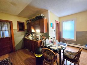 29 Cambridge St, Worcester MA 01603