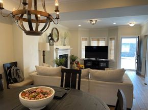 20 Ford St 20, Boston MA 02128