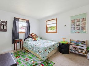 39 Marion St, Holbrook MA 02343