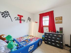 39 Marion St, Holbrook MA 02343