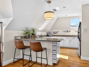 16 Primrose St 3, Boston MA 02131