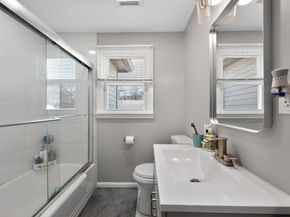13 Mcauliffe Rd, Randolph MA 02368