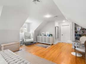 75 Auburn St, Newton MA 02466