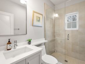 75 Auburn St, Newton MA 02466