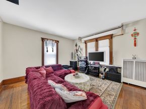 114 Lovell St, Worcester MA 01603