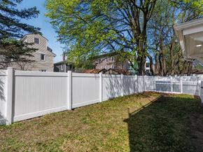 17 Manning St 17, Medford MA 02155