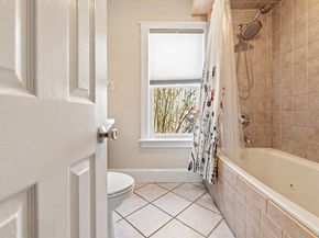 19 Lake Shore Dr, Weymouth MA 02189