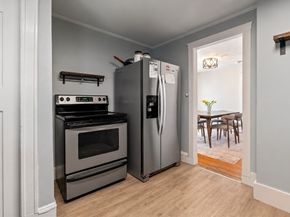 19 Lake Shore Dr, Weymouth MA 02189