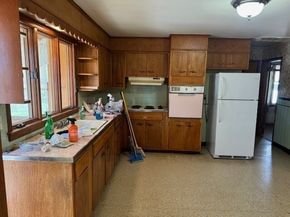 79 Chilmark St, Worcester MA 01604