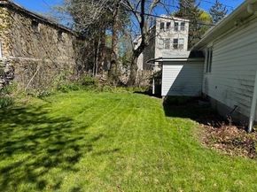 79 Chilmark St, Worcester MA 01604