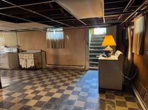 79 Chilmark St, Worcester MA 01604