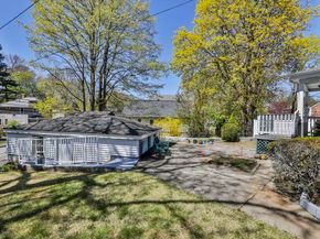 14 Crown St, Milton MA 02186