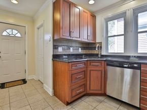 14 Crown St, Milton MA 02186