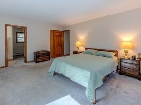 9 Andersen Dr, Boxford MA 01921