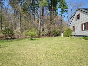50 Roy St, Northbridge MA 01588