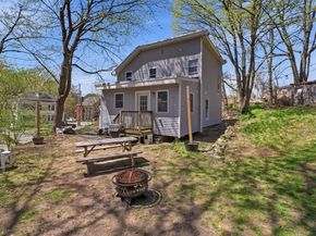 180 Ashburnham St, Fitchburg MA 01420