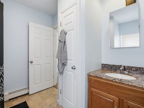 180 Ashburnham St, Fitchburg MA 01420