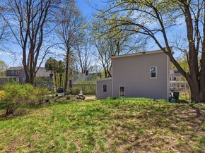 180 Ashburnham St, Fitchburg MA 01420