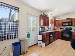 180 Ashburnham St, Fitchburg MA 01420