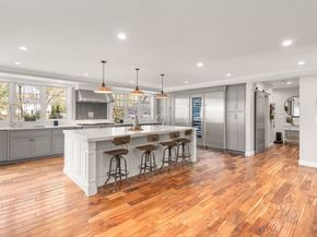 6 Hale Place, Medfield MA 02052