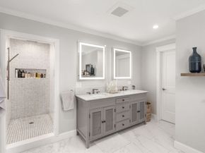 6 Hale Place, Medfield MA 02052