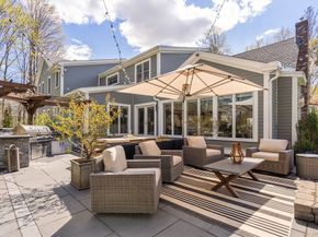 6 Hale Place, Medfield MA 02052