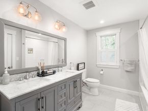 6 Hale Place, Medfield MA 02052
