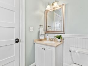 9 Governors Avenue 2, Winchester MA 01890
