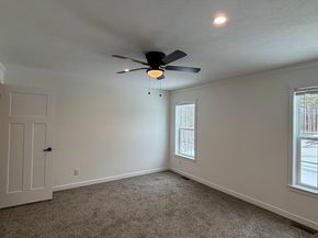 21 Pinrock Drive, Sturbridge MA 01566