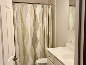 33 Pond Ave 1213, Brookline MA 02445