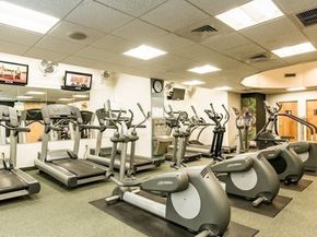 33 Pond Ave 1213, Brookline MA 02445
