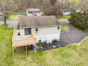 7 Leslie Lane, Millbury MA 01527