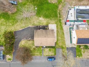 7 Leslie Lane, Millbury MA 01527