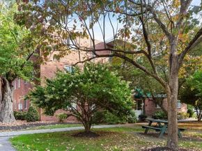 296 Commercial St 21, Braintree MA 02184