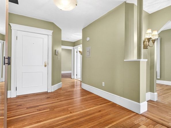 164 Strathmore R 4, Boston MA 02135