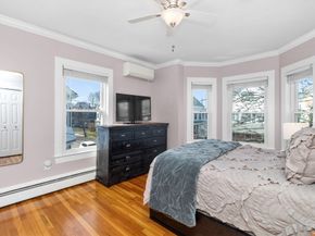 103 Cushing St 4, Waltham MA 02453