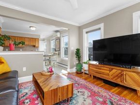 103 Cushing St 4, Waltham MA 02453