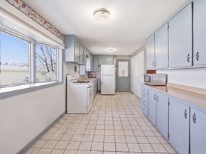 3 Amherst St, Grafton MA 01536