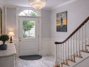 32 Market St, Newburyport MA 01950